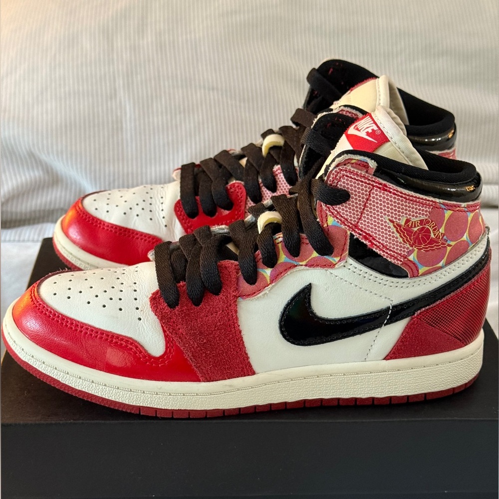 Jordan 1 Retro High OG Spider Man Across the Spider Verse